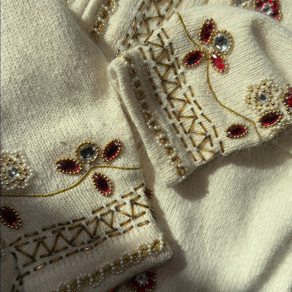 Pierre Cardin Silk And Angora Blend Embroidered Cream‎ Cardigan - Picture 12 of 17